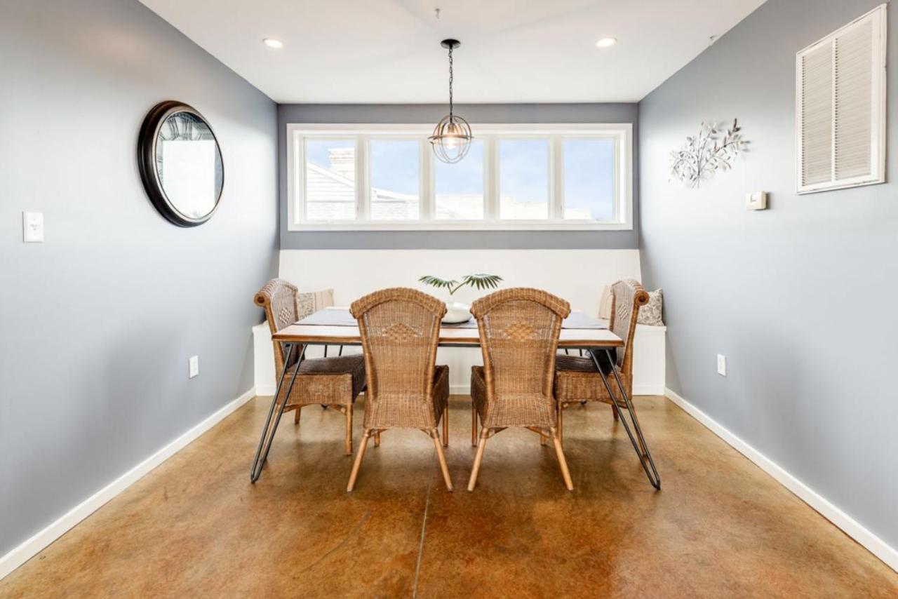 Walk Score 90!!-Historic Downtown District-2 Blocks To Famous Forsyth Park- Huge Private Patio-Private Parking Savannah Extérieur photo