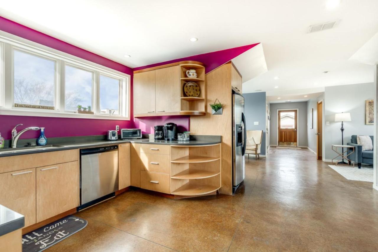 Walk Score 90!!-Historic Downtown District-2 Blocks To Famous Forsyth Park- Huge Private Patio-Private Parking Savannah Extérieur photo