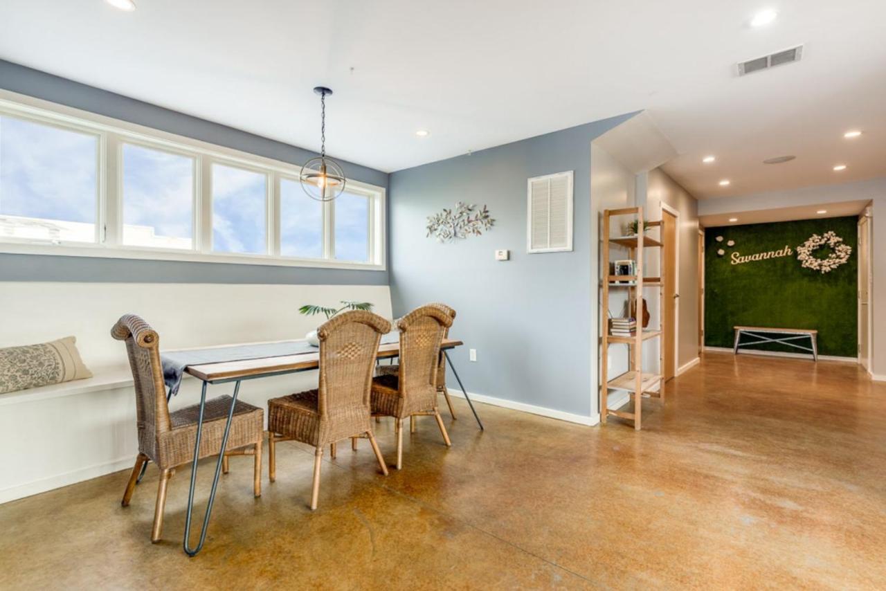 Walk Score 90!!-Historic Downtown District-2 Blocks To Famous Forsyth Park- Huge Private Patio-Private Parking Savannah Extérieur photo